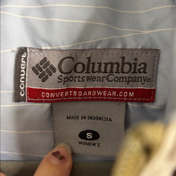 Columbia Women’s Puffer Vest in Cream and Black | SMALL Hiking Vest - Picture 4 of 11